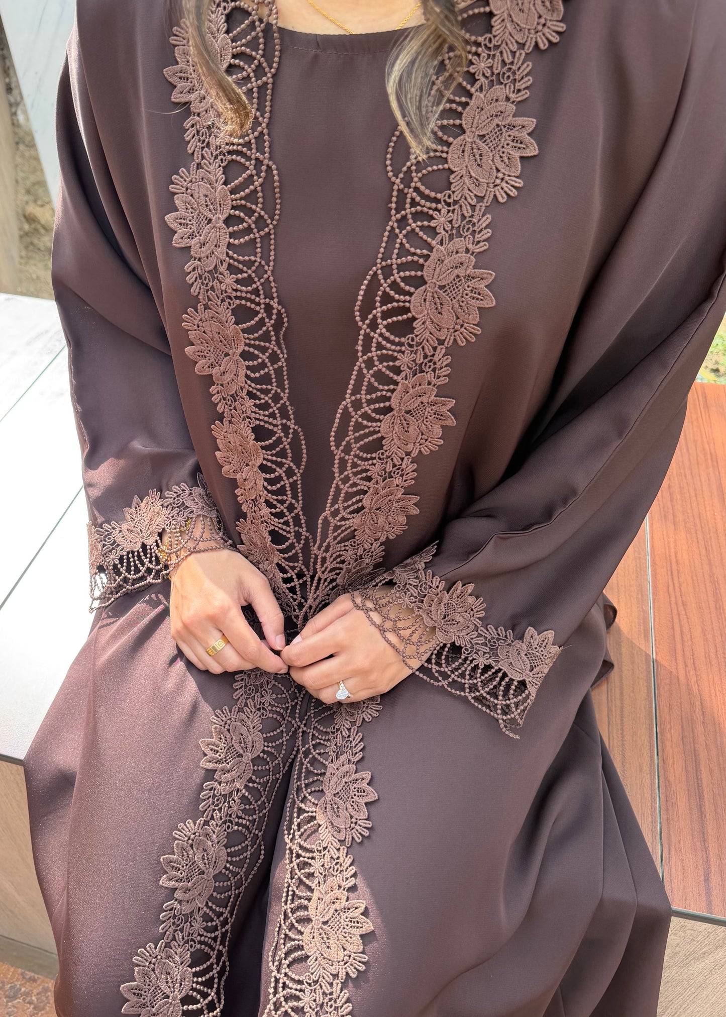 Avara - Brown