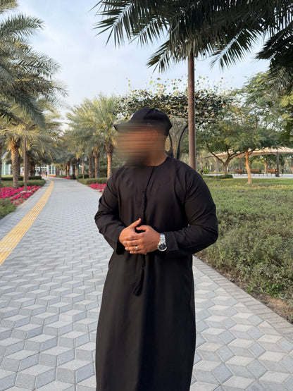 Qasr - Black
