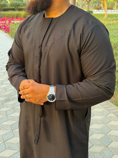Qasr - Black